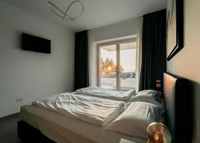 דירה Monsurei, View *