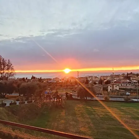 Monsurei, View Apartman *